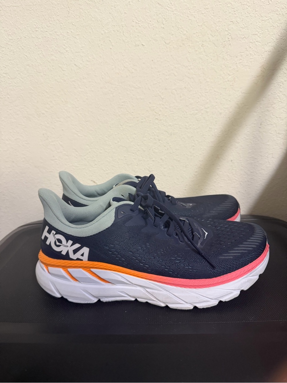 Women’s Hoka One One Clifton 7 Running Shoes Classic Navy Sz 9 1110509BIBH